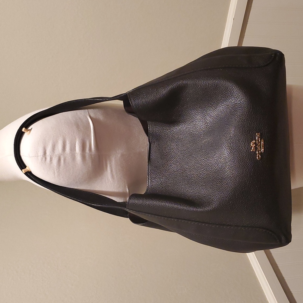 Coach Hadley Shoulder Bag - Picture 2 of 16